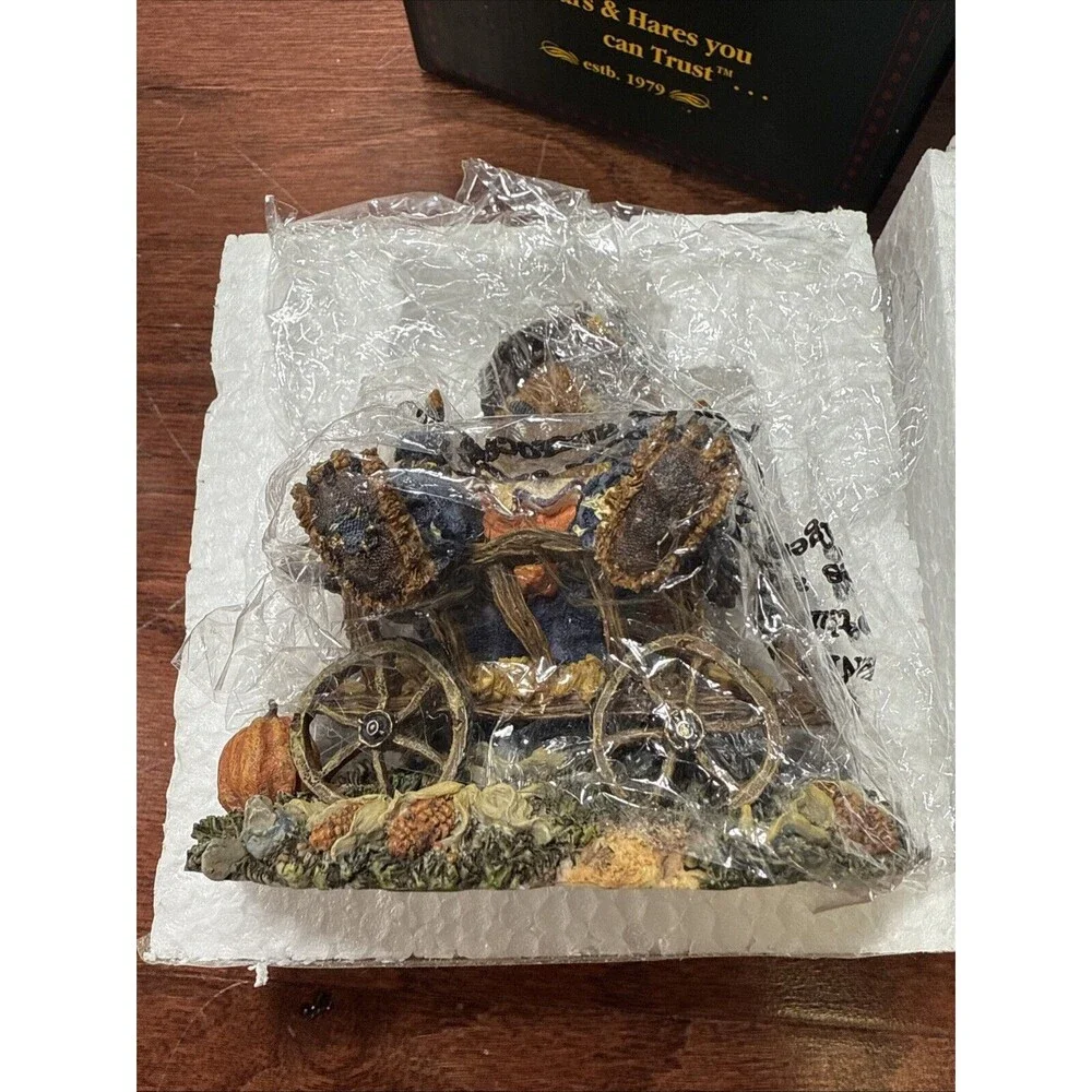 NIB Boyds Bears figurine 
